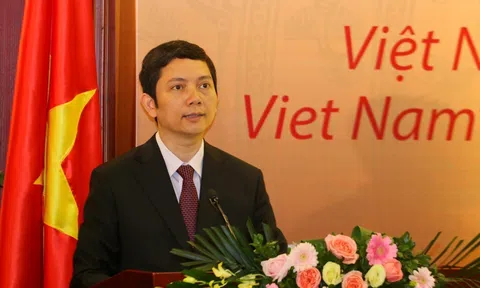 Chủ tịch Viện Hàn lâm Khoa học xã hội Việt Nam Bùi Nhật Quang bị kỷ luật cảnh cáo