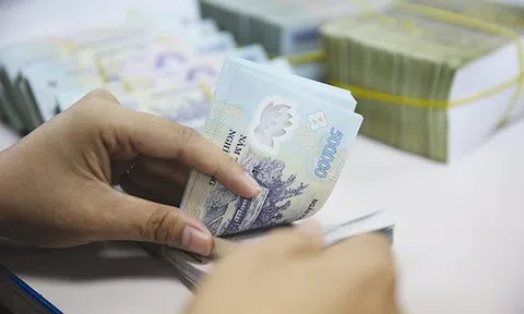 Sức ép đáo hạn trái phiếu khiến doanh nghiệp dồn dập mua lại trước hạn