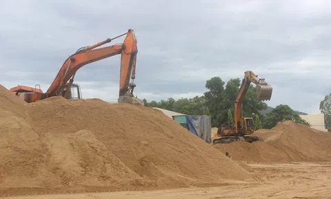 Thiếu hụt trầm trọng nguồn cung cát xây dựng