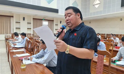 Ông Nguyễn Viết Dũng giải thích hành vi khiến nữ caddie bị thương: “đập gậy sượt nón”