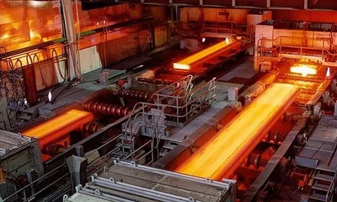Thép nguyên liệu bật tăng trở lại
