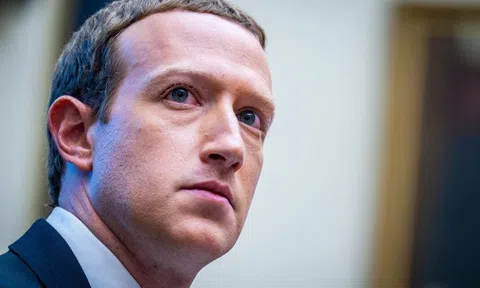 Tài sản của ông chủ Facebook mất 22 tỉ USD kể từ khi đổi tên công ty