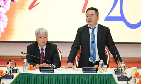 Phó Chủ tịch Nguyễn Ngọc Cảnh thăm, chúc Tết cán bộ, người lao động Tập đoàn Công nghiệp Than - Khoáng sản Việt Nam