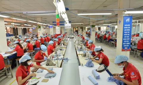 “Xanh hóa” ngành dệt may