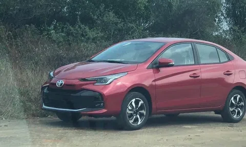 Bắt gặp Toyota Vios 2023 với thiết kế không đụng hàng dành cho khách Việt xuất hiện tại trạm đăng kiểm, chờ ngày ra mắt để xem bản gì