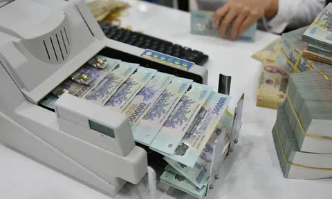 Nhân viên ngân hàng “ép” khách mua bảo hiểm: Bộ trưởng chỉ đạo xử lý nghiêm