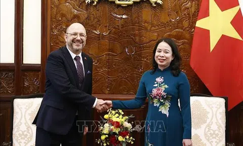 Quyền Chủ tịch nước tiếp Đại sứ các nước Thụy Sĩ, Malaysia, Campuchia