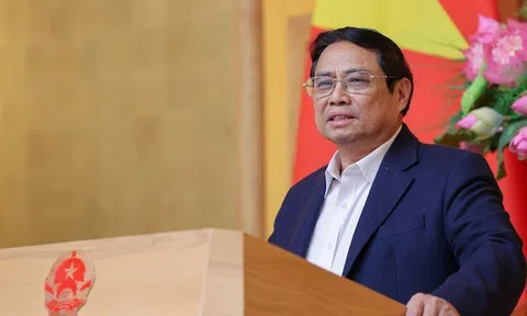 Thủ tướng: Cần phân cấp, ủy quyền nhiều hơn cho TP.HCM