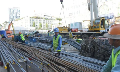 Bất động sản khó khăn là rào cản lớn cho tăng trưởng ngành thép