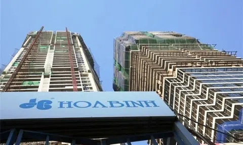 Hòa Bình đặt mục tiêu lãi trăm tỷ sau “nội chiến”