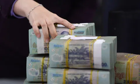 Thêm loạt doanh nghiệp bất động sản khất nợ trái phiếu, có nhà đầu tư sẵn sàng “cắt lỗ” với mức chiết khấu lên đến 17%