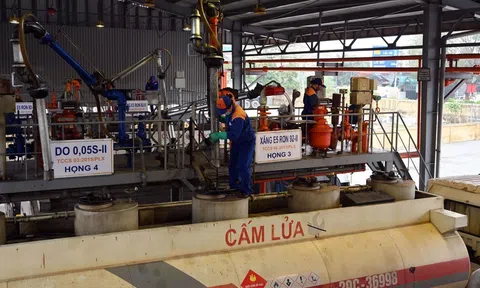 Yêu cầu tiếp tục cải cách thể chế kinh tế
