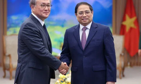 Thủ tướng tiếp Tổng Thư ký Ban An ninh quốc gia Nhật Bản