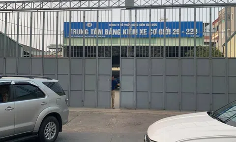 Đăng kiểm ở Hà Nội ngày một khó khăn, hiện chỉ còn 7 trung tâm đăng kiểm đang hoạt động