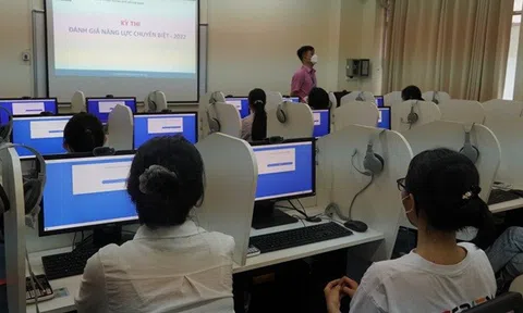 Học sinh lớp 10, 11 thi xét tuyển sớm vào đại học: Nên hay không?