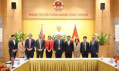 Thúc đẩy hợp tác thương mại, công nghệ xanh giữa Việt Nam và Anh