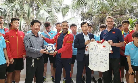 Gặp mặt chúc mừng Đội tuyển U23 Việt Nam