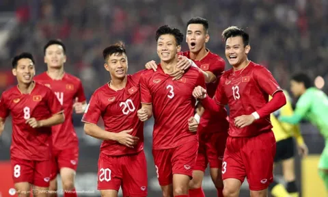 ĐT Việt Nam thăng tiến bất ngờ, cho Thái Lan hít khói trên BXH FIFA