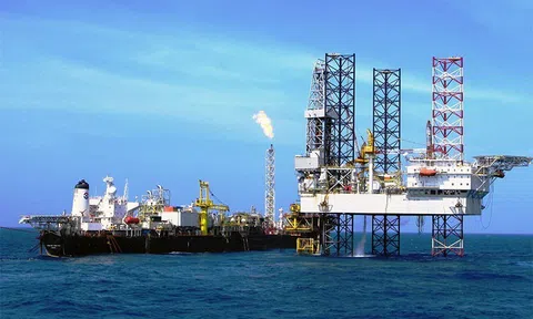 Đẩy mạnh khai thác, gia tăng trữ lượng dầu khí