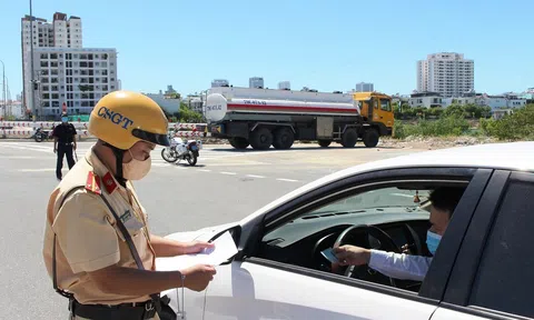 Cán bộ, đảng viên sẽ bị báo về cơ quan nếu vi phạm giao thông