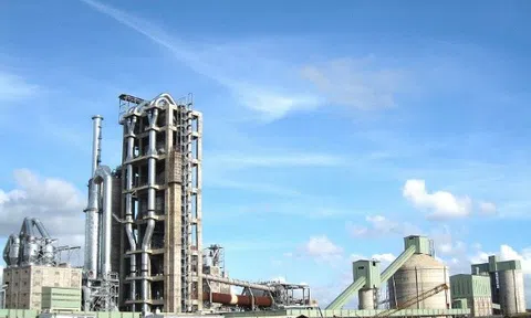 Hàng trăm tỉ “mắc kẹt” tại dự án 7 năm “đắp chiếu”, Xi măng Bỉm Sơn tiếp tục báo lỗ nặng