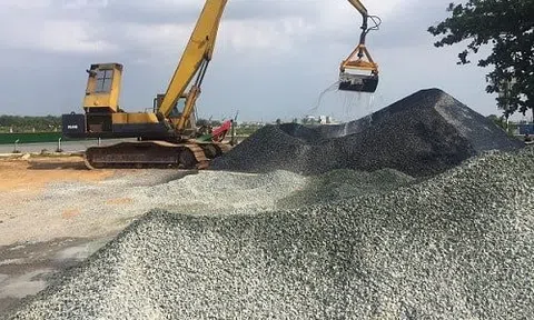 Phú Yên sẽ rà soát, xử nghiêm chủ mỏ đẩy giá vật liệu xây dựng vượt giá niêm yết