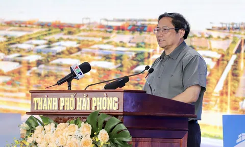 Thủ tướng dự lễ khởi công khu phi thuế quan cảng biển lớn nhất Việt Nam
