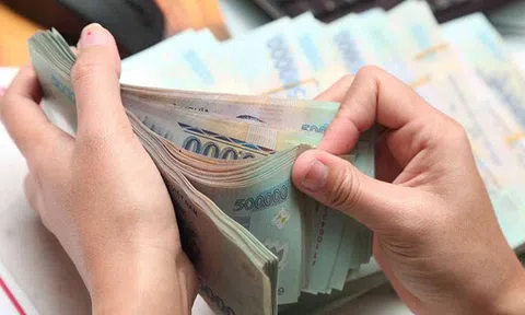 Đối tượng nào được tăng lương cơ sở lên 1,8 triệu đồng/tháng từ ngày 01/7/2023?