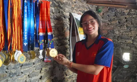 Truyền thông Thái Lan ngả mũ thán phục nghị lực của cô gái Việt Nam đoạt 3 HCV SEA Games 32