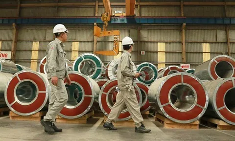 Doanh nghiệp nắm 18% thị phần tôn mạ phải “nương tựa” vào đâu trong lúc chờ nhu cầu phục hồi?