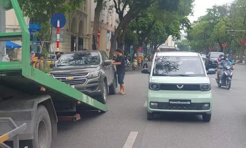Xe điện Trung Quốc Wuling Hongguang Mini EV bị bắt gặp trên phố Hà Nội, dự kiến ra mắt cuối tháng này