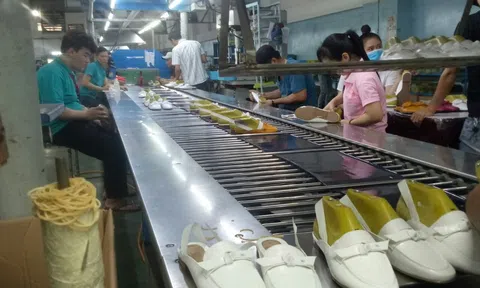 Gia công đơn hàng nhỏ, doanh nghiệp cầm cự chờ phục hồi