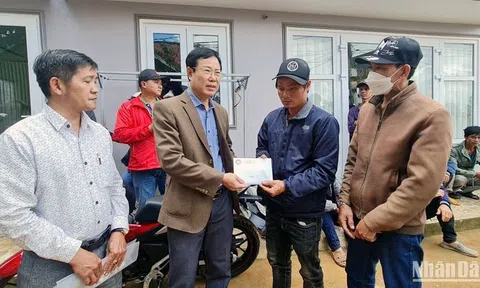 Hơn 200 triệu đồng hỗ trợ gia đình nạn nhân tử vong trong vụ sạt lở tại Đà Lạt