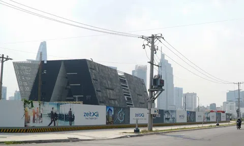 10 năm dang dở, tòa triển lãm 800 tỉ đồng ở Thủ Thiêm sẽ thi công trở lại trong tháng 7?