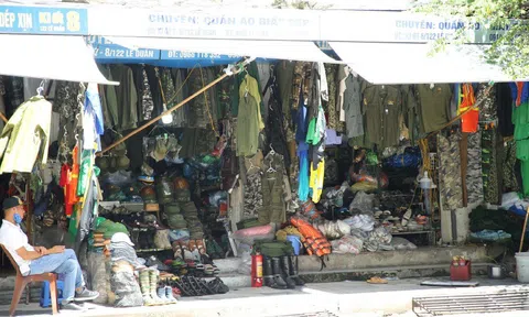 Ngăn chặn hành vi mua bán, sử dụng quân trang trái phép