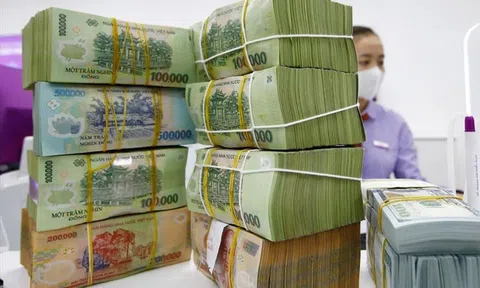 Thêm doanh nghiệp bất động sản vay hàng nghìn tỷ đồng qua kênh trái phiếu, lãi suất lên tới 14%/năm