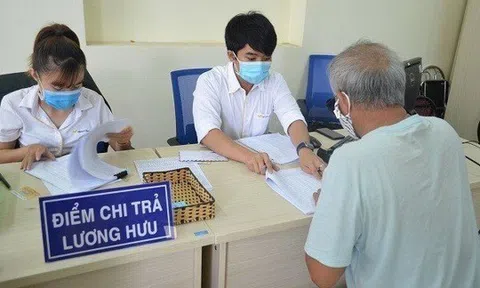 Thấy gì từ đề xuất đóng BHXH vượt mức trần?