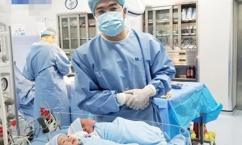 Sản phụ mang song thai cùng trứng hiếm gặp từ một phôi IVF