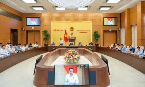 Đại biểu Quốc hội chuyên trách sẽ thảo luận 9 dự án luật