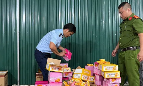 Thu giữ hơn 4.600 chiếc bánh trung thu nhập lậu