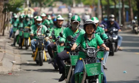 Những cú bắt tay trong lĩnh vực xe máy điện với các ứng dụng gọi xe công nghệ tại Việt Nam