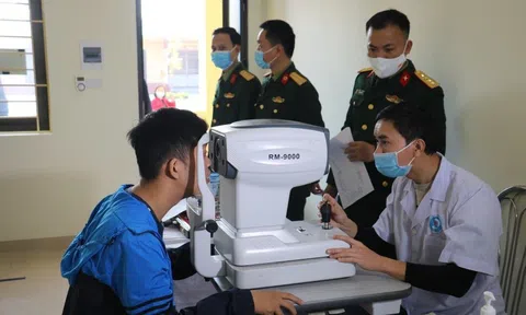 Bộ Quốc phòng trả lời cử tri kiến nghị giảm tiêu chuẩn cận thị gọi nhập ngũ