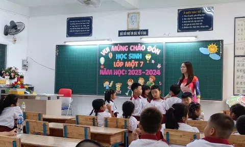 Thu quỹ lớp hơn 313 triệu: Phê bình hiệu trưởng, giáo viên chủ nhiệm, hoàn tiền cho phụ huynh