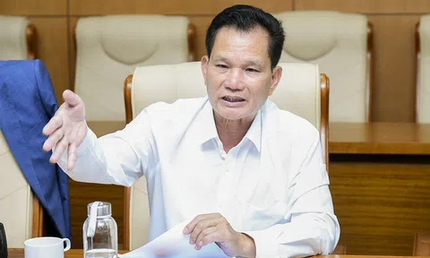 Cải cách tiền lương: Phải đảm bảo cho CBCCVC đủ sống, không 'chân ngoài dài hơn chân trong'
