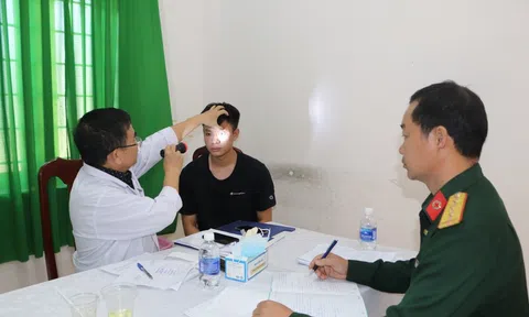 Từ ngày 1/1/2024, thực hiện quy định mới về khám sức khỏe nghĩa vụ quân sự