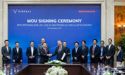 Con trai tỷ phú Phạm Nhật Vượng lần đầu lộ diện, giữ chức Phó Tổng Giám đốc Khối sản xuất VinFast