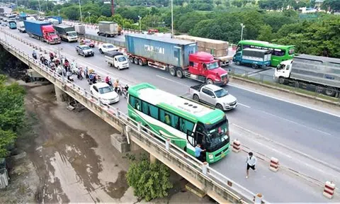Xử lý nghiêm vi phạm giao thông trên các cây cầu nội đô