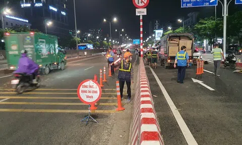 Hà Nội: Gỡ rào chắn, chính thức thông xe cầu vượt thép nút giao Mai Dịch