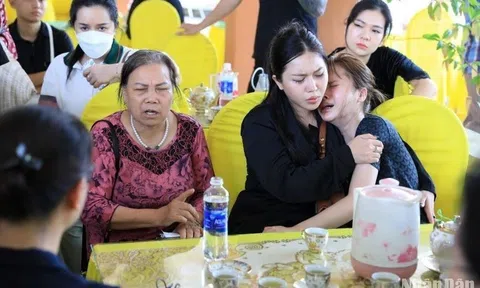 Thái Bình: Khởi tố 2 giáo viên, 1 lái xe liên quan vụ bé tử vong trên xe ô-tô