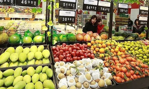 Bộ Tài chính: Hạn chế giá cả hàng hóa tăng theo lương